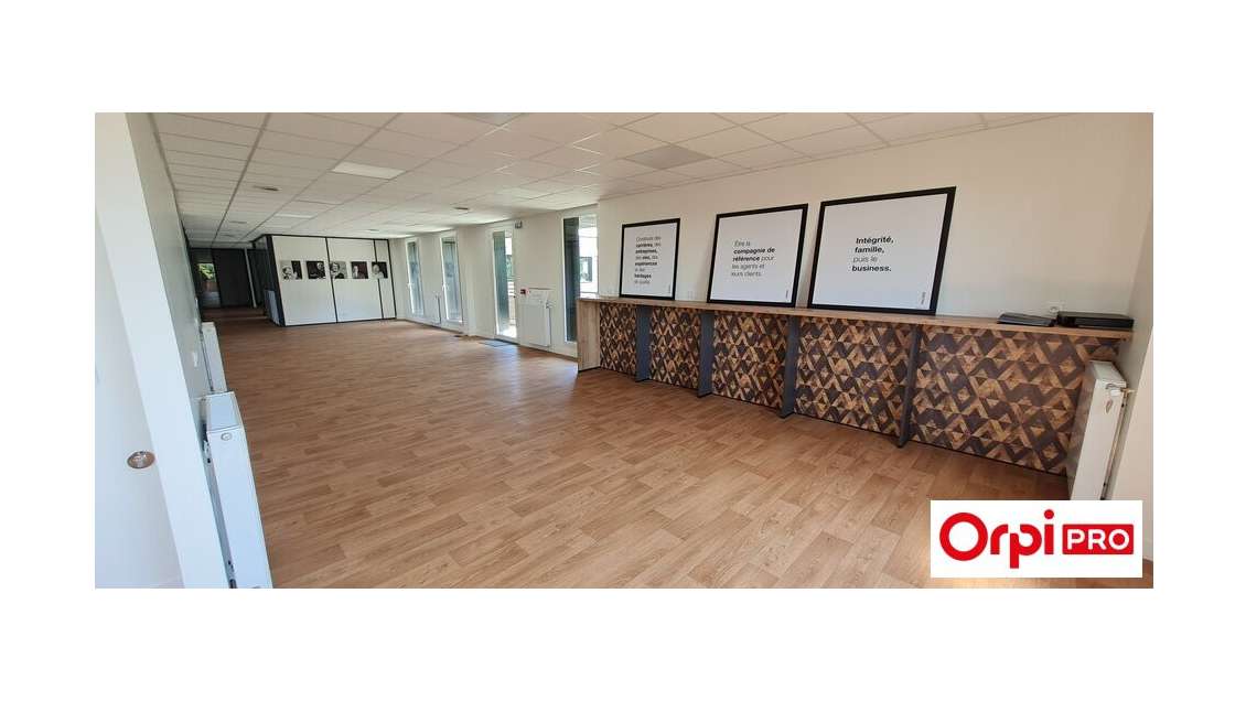LANGUEUX - BUREAU à louer