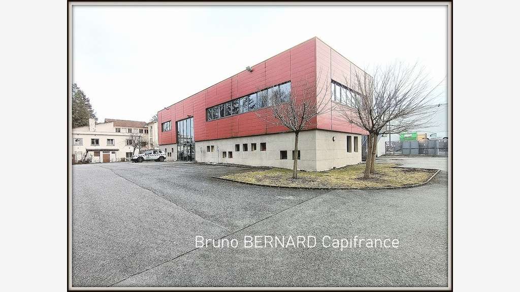 A louer bureaux 126m² R+1 à Lannemezan sortie 16