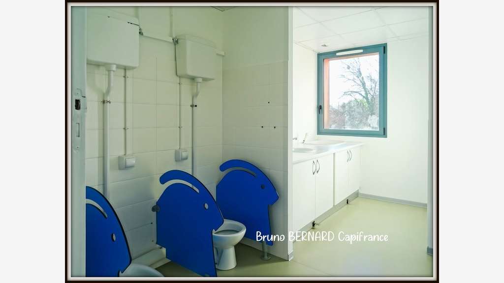 A louer bureaux 126m² R+1 à Lannemezan sortie 16