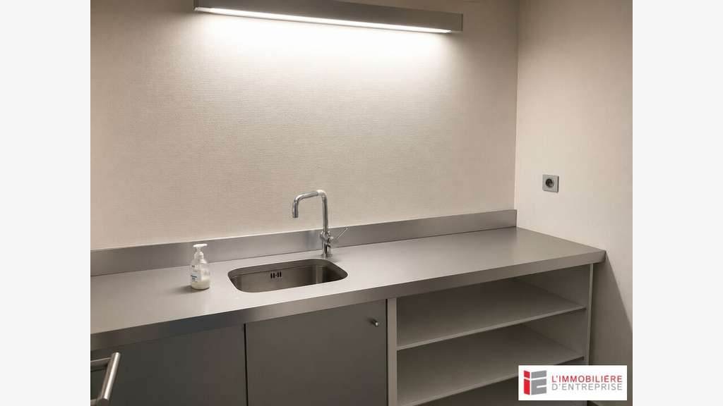 A louer bureaux 207m² en centre ville de Lannion