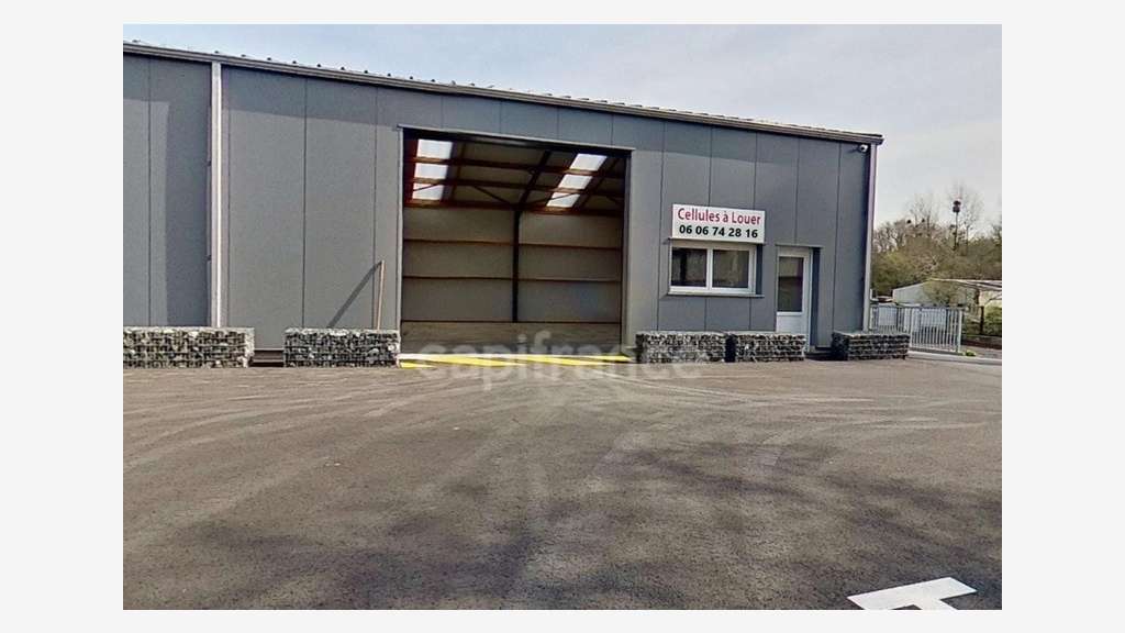 A la location cellule artisanale 181m² ZA Lantic