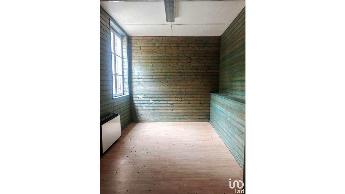 Bureau à Largentière