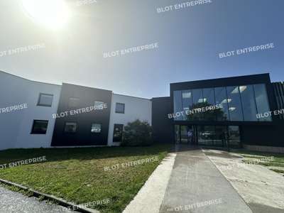 A louer bureaux 390m² à Larmor-Plage