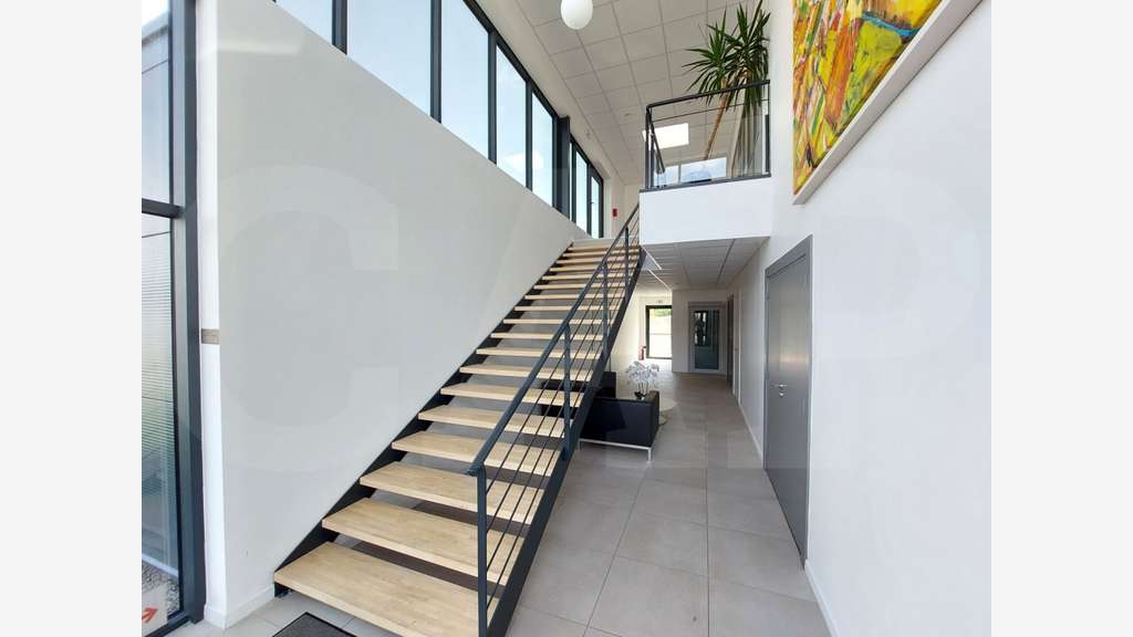 A louer bureaux neufs 107m² à Larmor-Plage