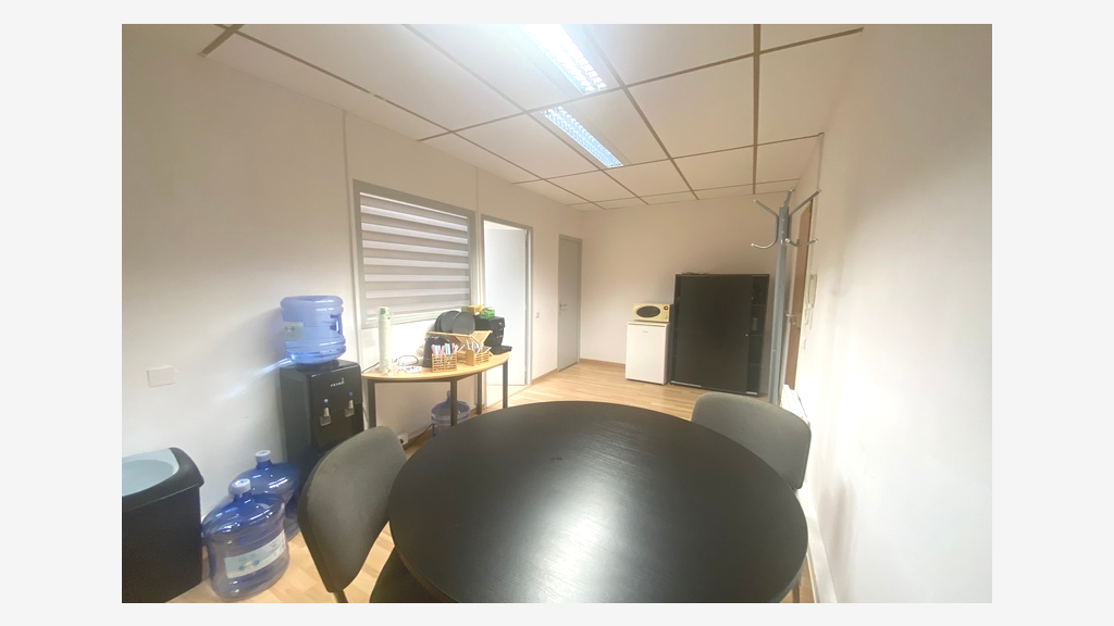 Bureaux 63m² R+1 à louer à Lattes