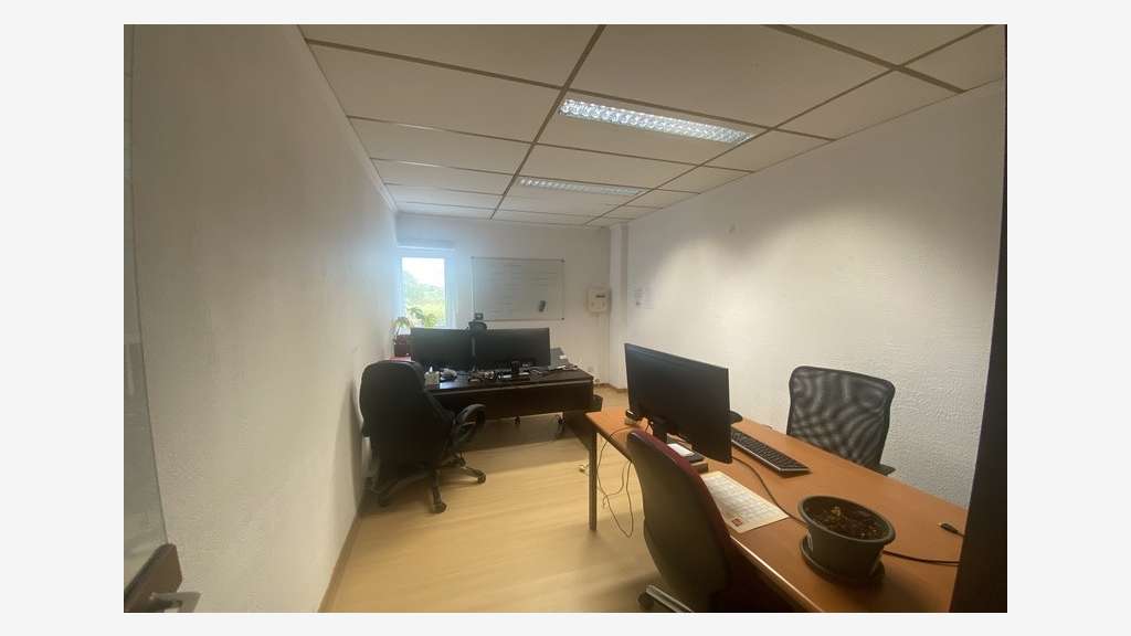 Bureaux 63m² R+1 à louer à Lattes