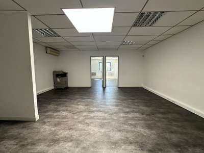 Bureaux 68m² R+1 à louer empl premium à Lattes 