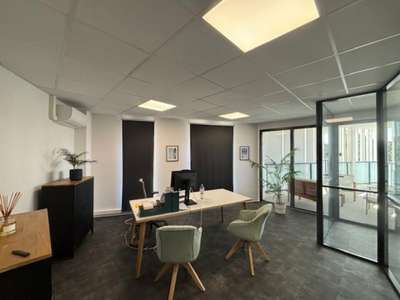 Bureaux 90m² R+1 avec parkings à louer à Lattes