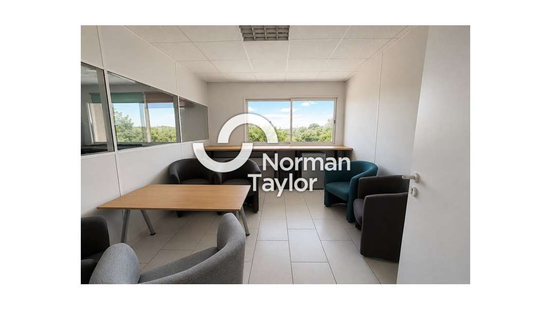BUREAUX à louer dans le 34