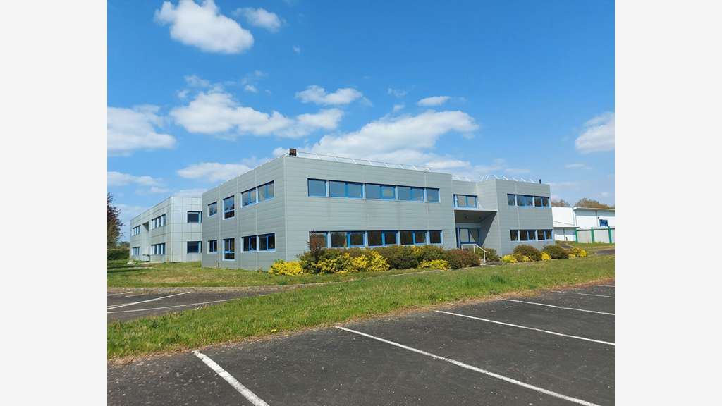A louer bureaux divisibles jusqu'à 3 400m² à Laval