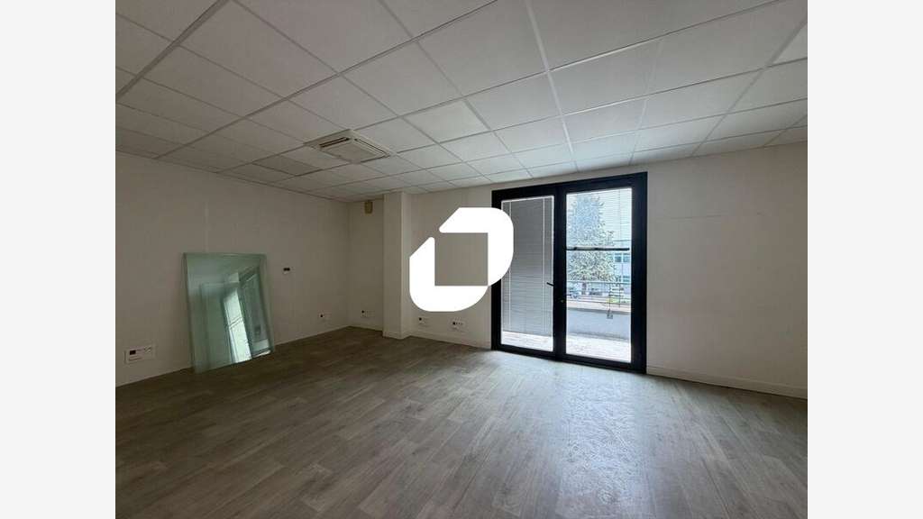 A louer Bureaux 226m² Le blanc mesnil