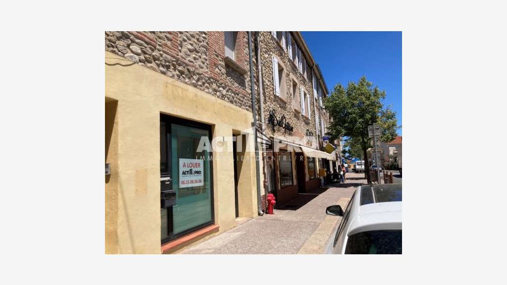 À louer bureaux de 76 m² au Boulou