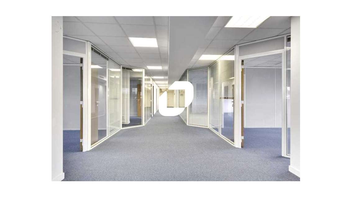 A louer Bureaux 448m² Le chesnay
