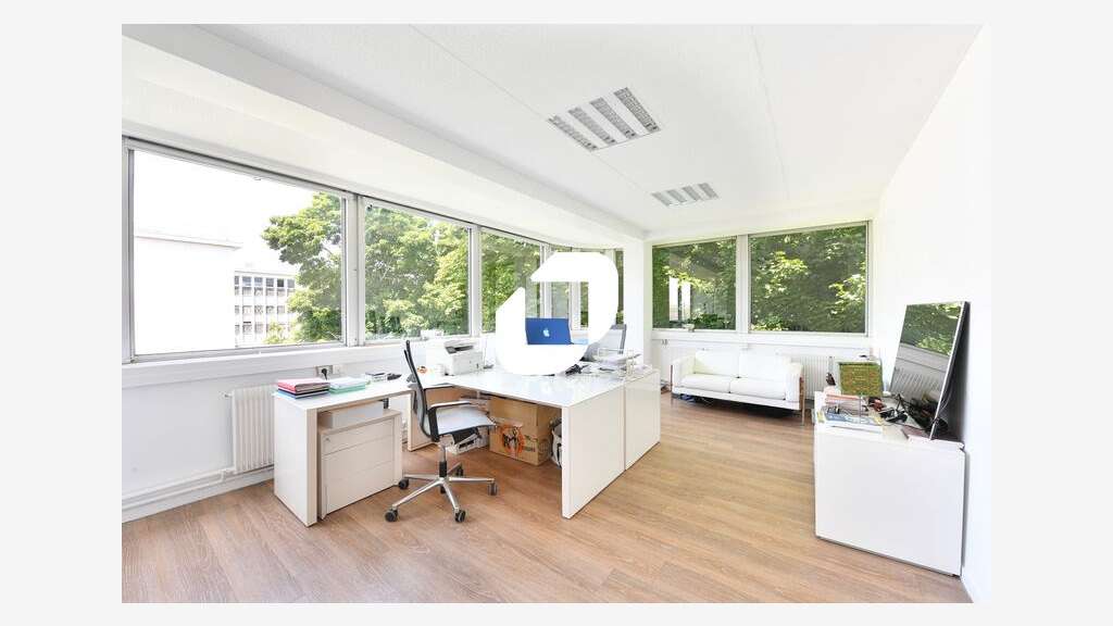 A louer Bureaux 429m² Le chesnay