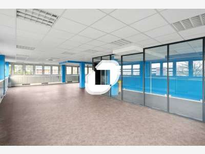 A louer Bureaux 187m² Le chesnay