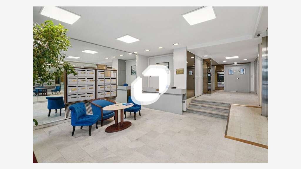 A louer Bureaux 129m² Le chesnay