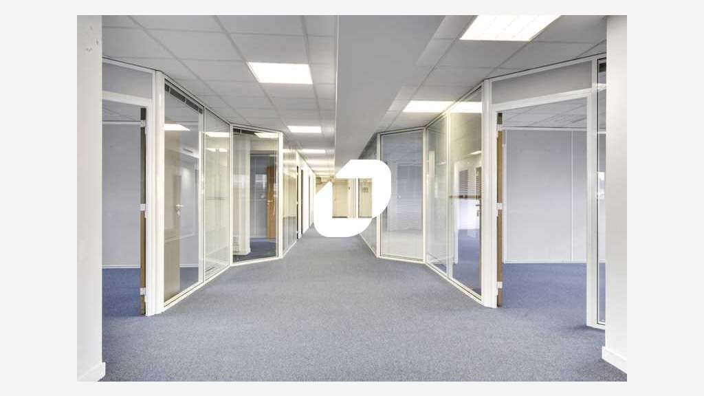 A louer Bureaux 448m² Le chesnay