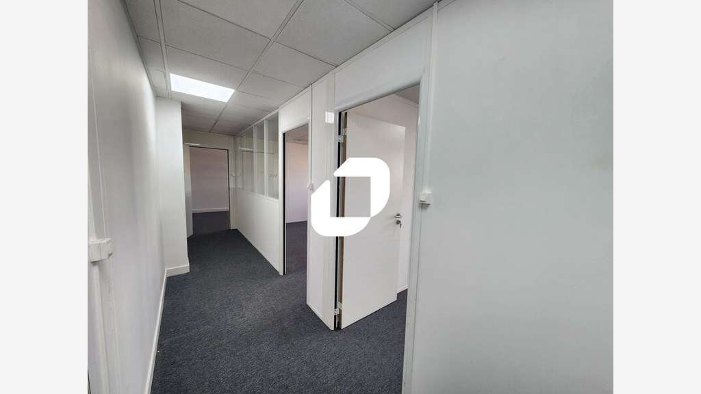 A louer Bureaux 70m² Le chesnay