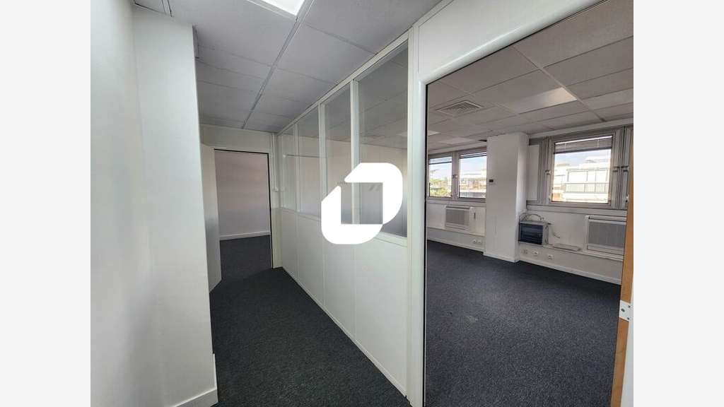 A louer Bureaux 70m² Le chesnay