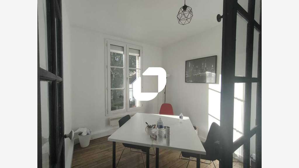 A louer Bureaux 106m² Le chesnay