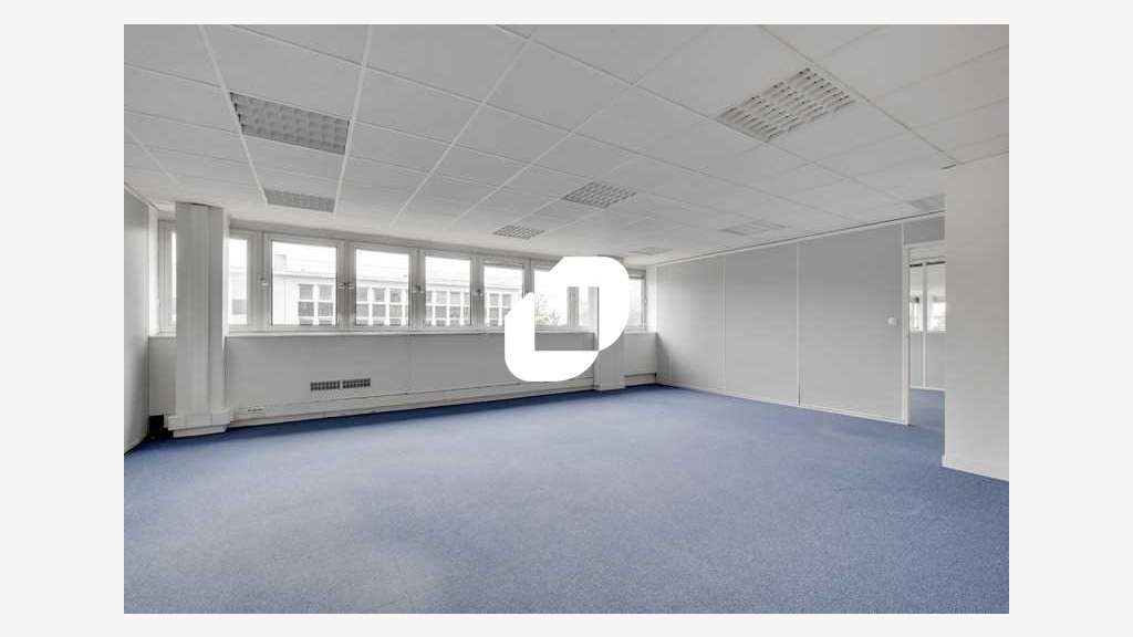 A louer Bureaux 448m² Le chesnay