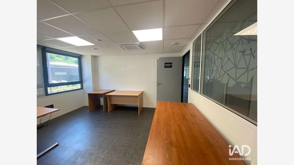 A louer bureaux modulables de 25m² au Cheylas