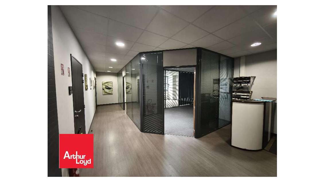 A louer local 73m² R+1 avec ascenseur sur Chartres