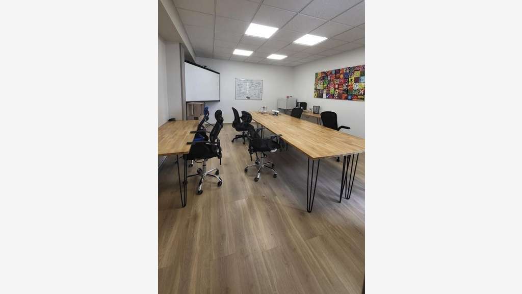 A louer bureaux de 13 à 73m² au Creusot