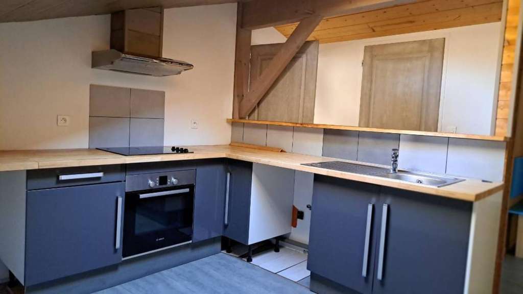 Bureaux 227m² R+1 à louer au Haillan