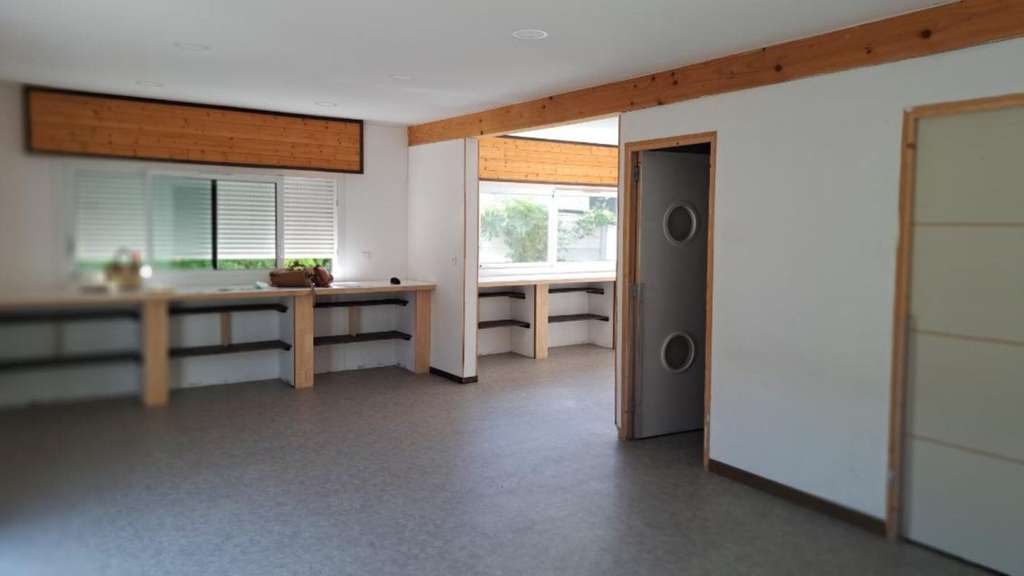 Bureaux 227m² R+1 à louer au Haillan
