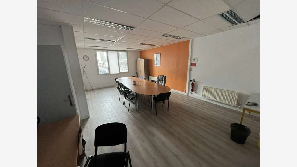 À vendre ou à louer bureaux de 200m² au Havre