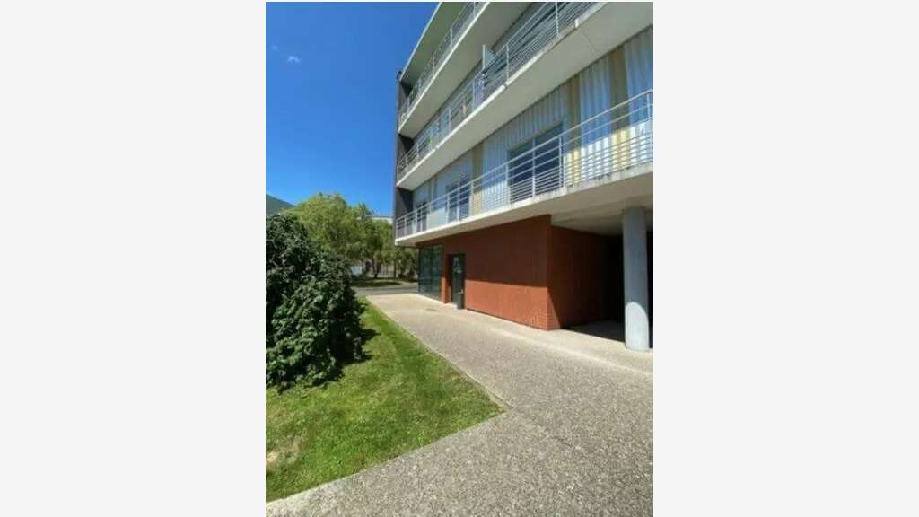 A louer bureaux 394m² divisibles Docks du Havre