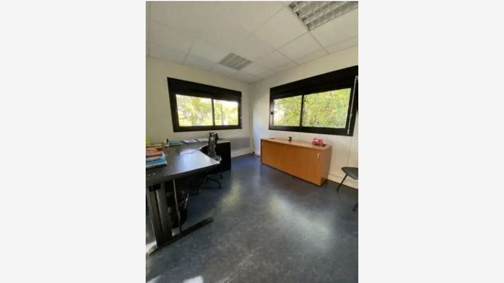 À louer bureaux 200m² R+1 au nord du Havre
