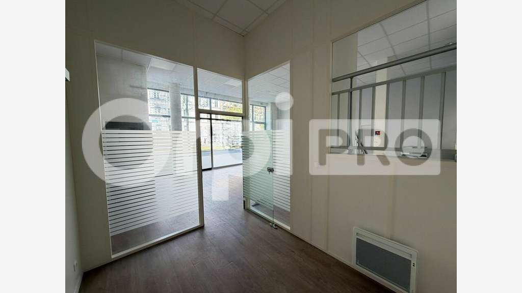 Local commercial bureaux de 117m² à louer le Havre