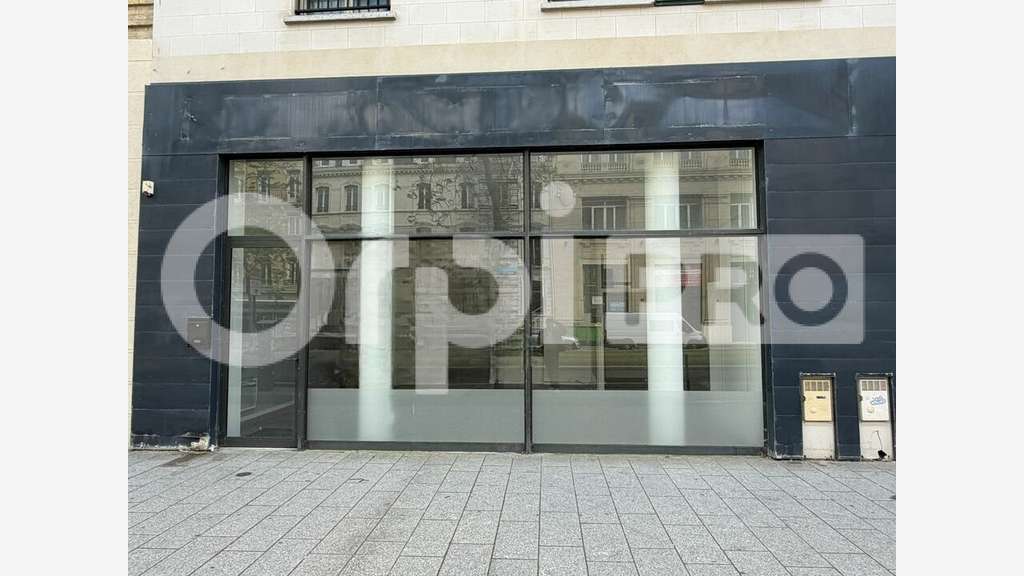 Local commercial bureaux de 117m² à louer le Havre