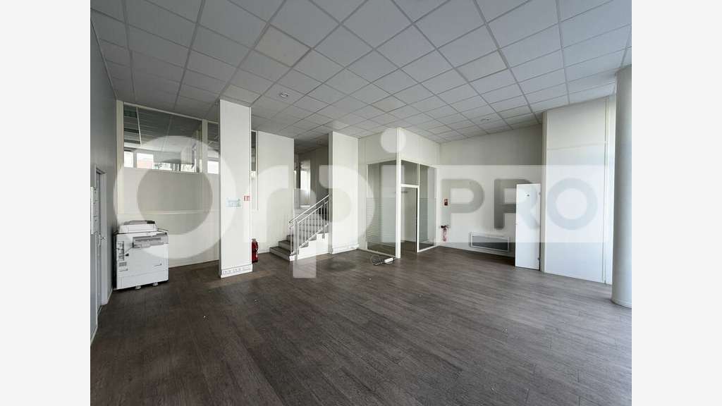 Local commercial bureaux de 117m² à louer le Havre