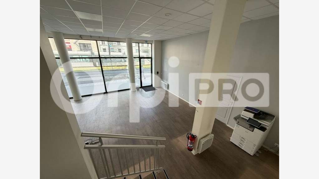 Local commercial bureaux de 117m² à louer le Havre