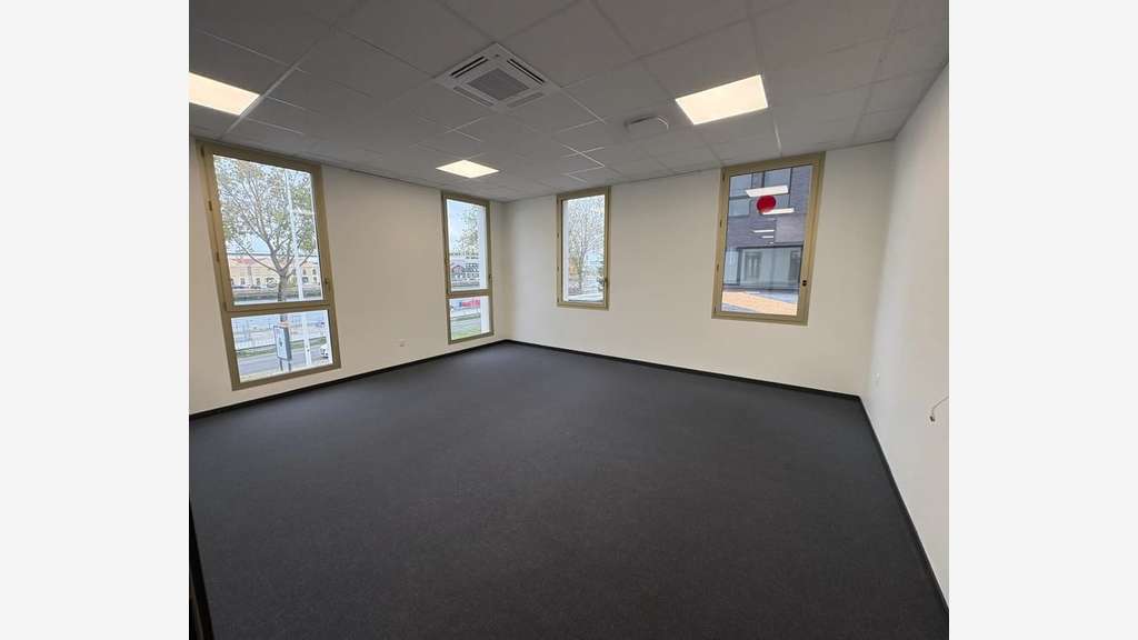 À louer bureaux 473m² R+1 bien placés au Havre  