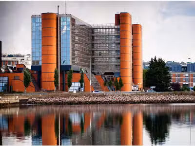 Bureaux open-space et plateaux tertiaires au Havre