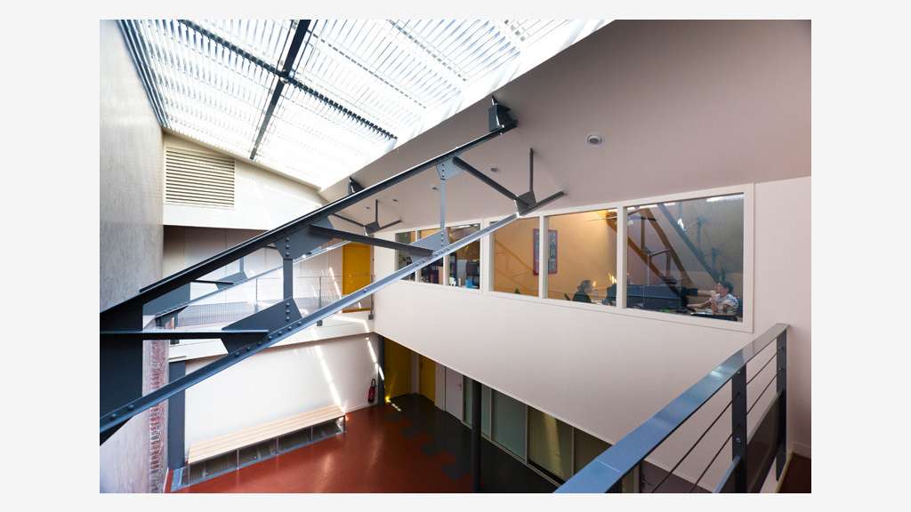 Locaux d'activités 104m² à louer Le Havre Dombasle