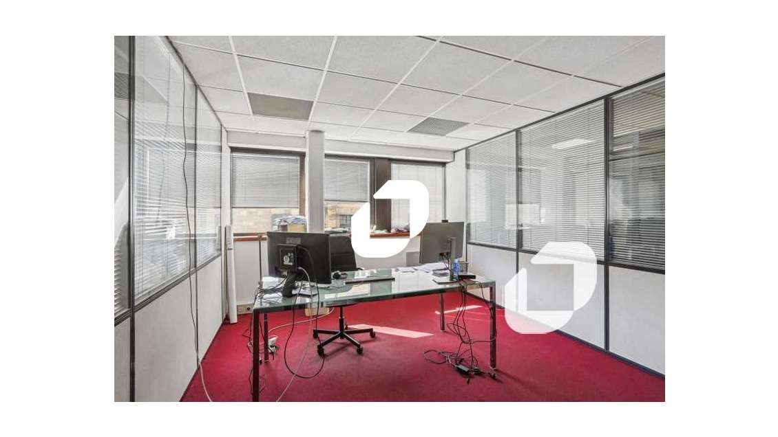 A louer Bureaux 238m² Le kremlin bicetre