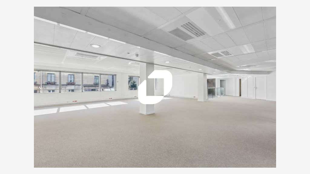 A louer Bureaux 643m² Le kremlin bicetre