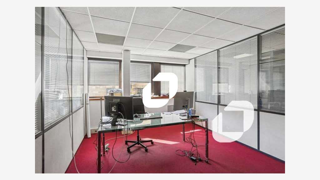 A louer Bureaux 238m² Le kremlin bicetre