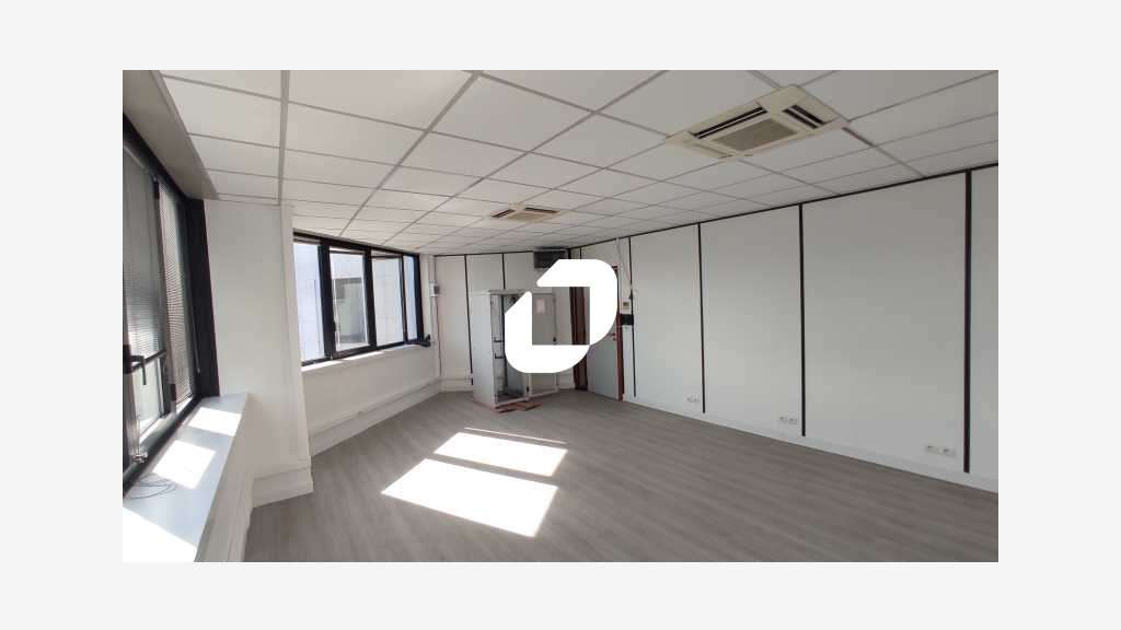 A louer Bureaux 96m² Le kremlin bicetre