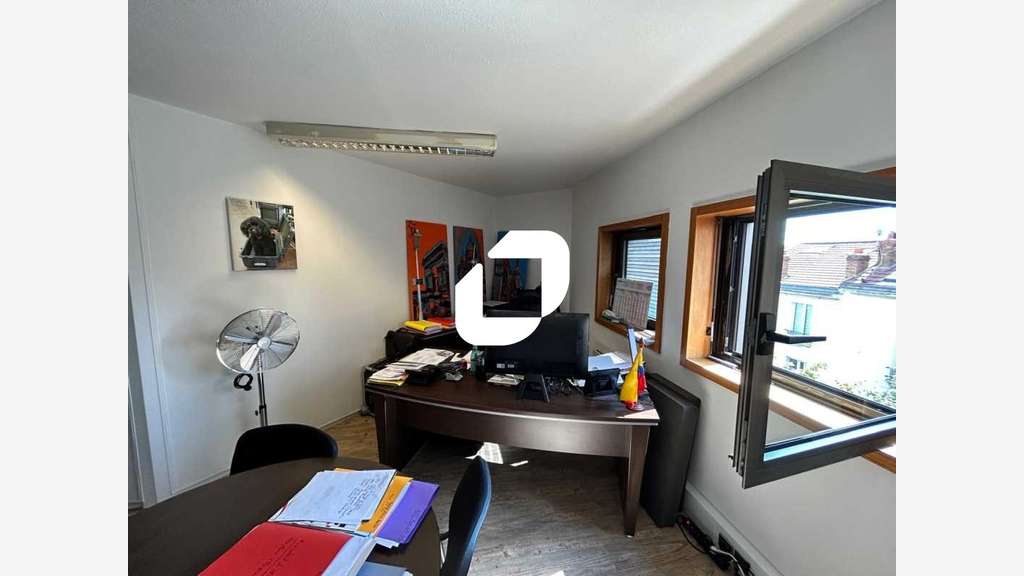 A louer Bureaux 92m² Le kremlin bicetre