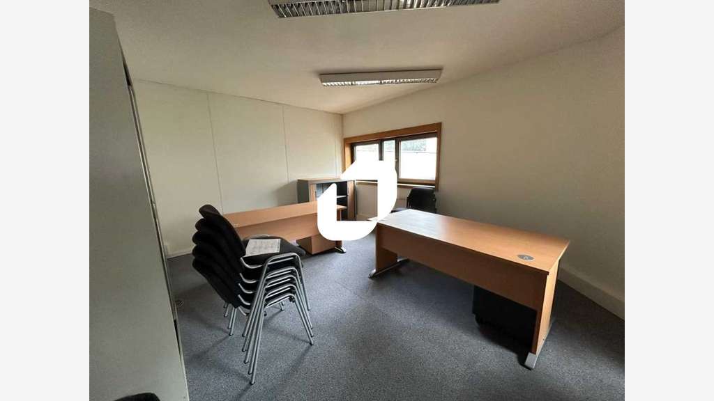 A louer Bureaux 92m² Le kremlin bicetre