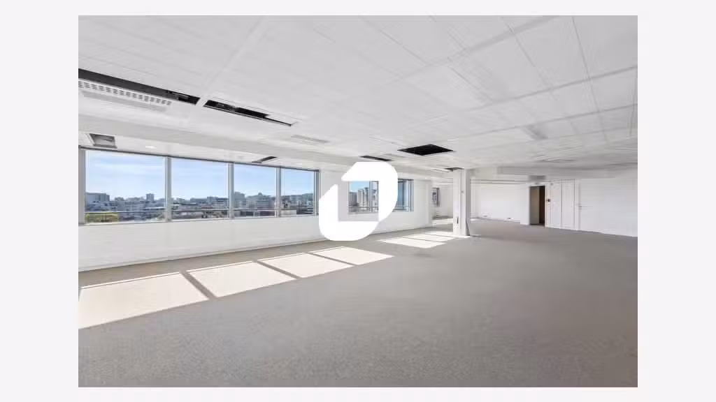 A louer Bureaux 643m² Le kremlin bicetre