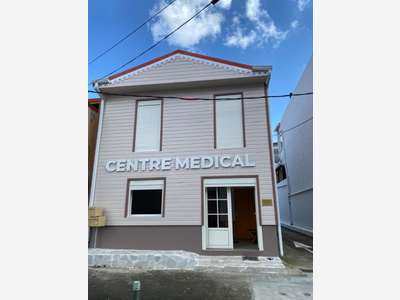 A louer local professionnel 35m² Le Lamentin