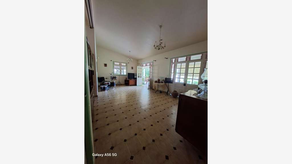 Loue local professionnel 42m² Pelletier Lamentin