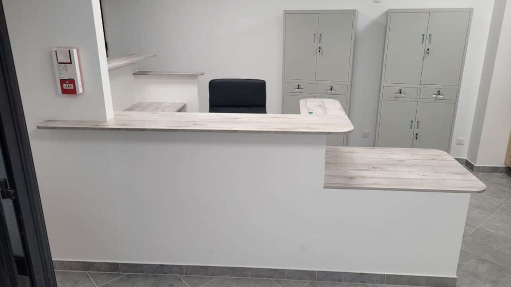 A louer local professionnel rénové 75m² Le Mans